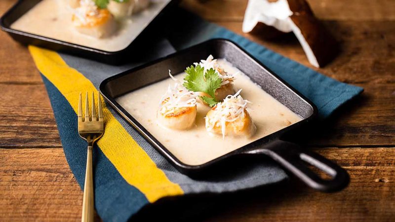 Pan-Seared Scallop Meat with Coconut Milk (Tuno)