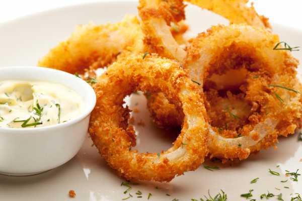 Squid Rings with Garlic Mayo Dip